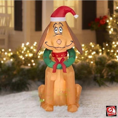 4 1/2' Max Wearing Santa Hat w/ Wreath Around Neck by Gemmy Inflatables